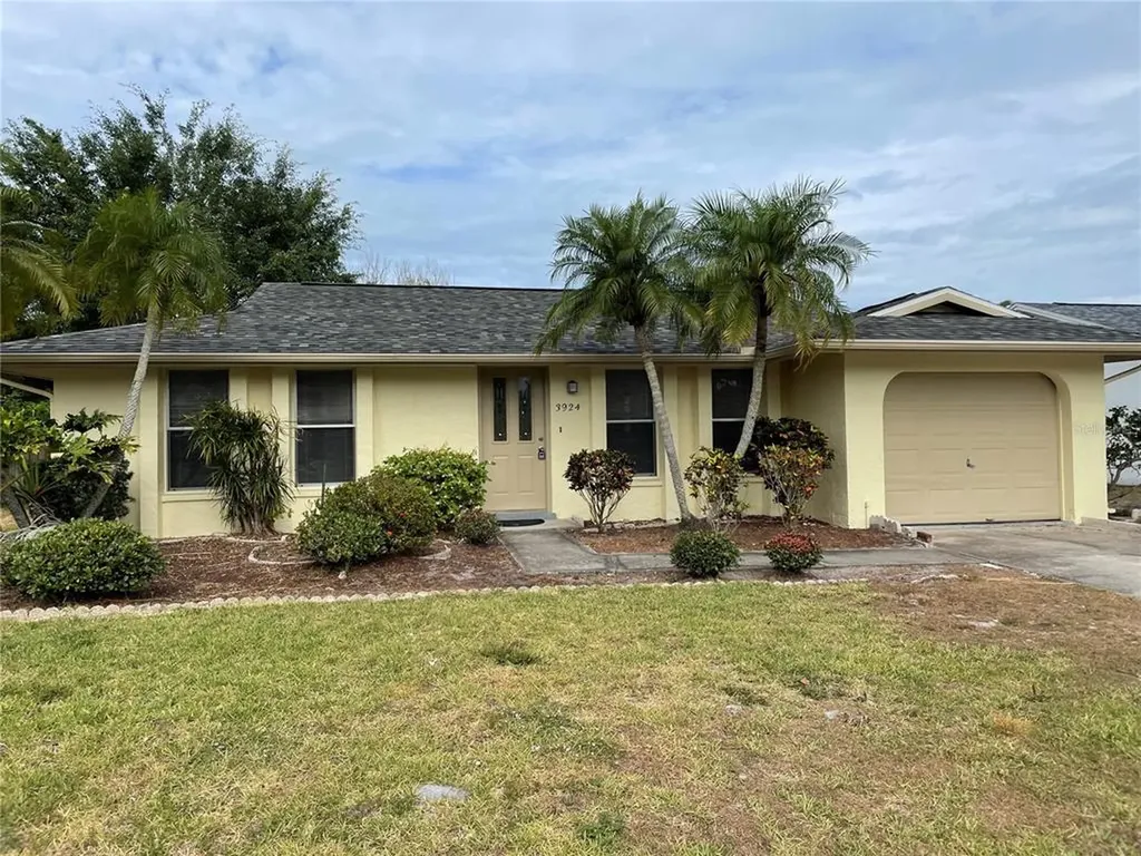 3924 Maverick Avenue Sarasota FL 34233