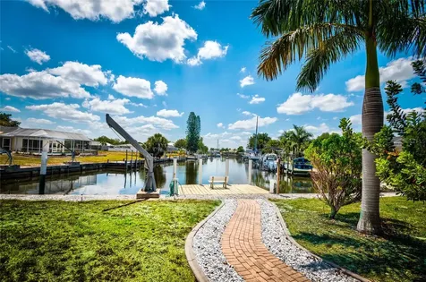 129 Cousley Drive SE Port Charlotte FL 33952