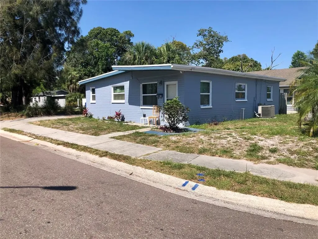 1220 19th Street S St Petersburg FL 33712