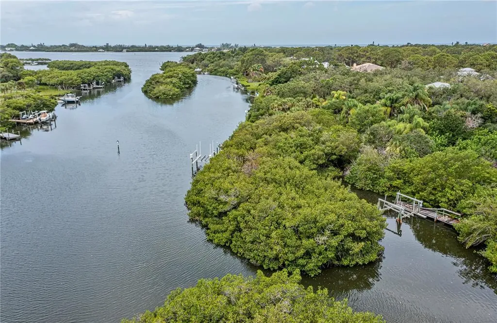 1628 Bayshore Drive Englewood FL 34223
