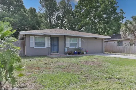 1717 28th Street W Bradenton FL 34205