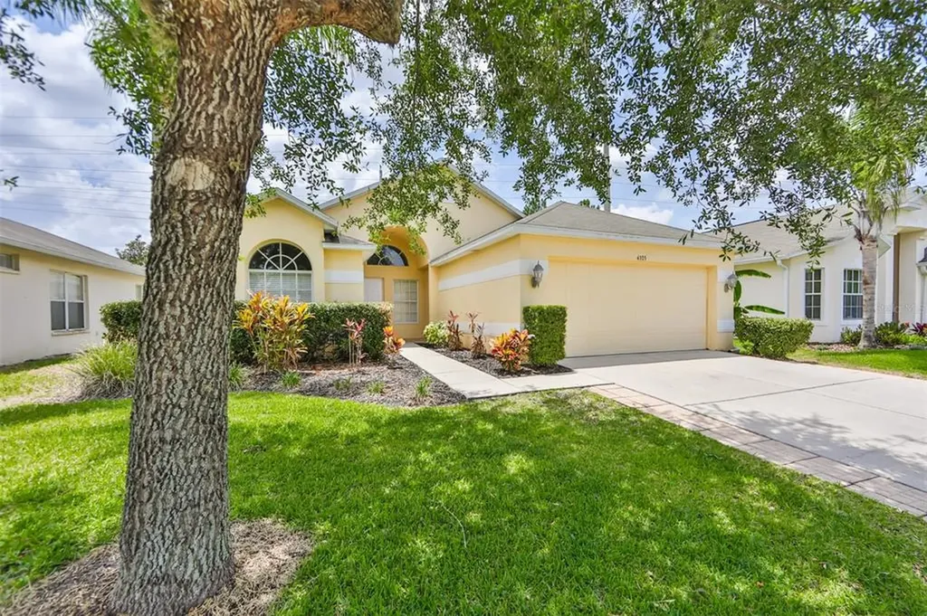 4305 Balmoral Court Wesley Chapel FL 33543