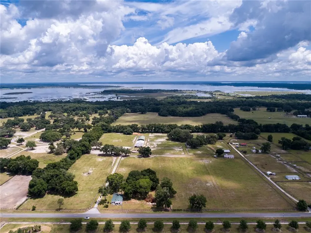 3065 W Highway 318 Citra FL 32113