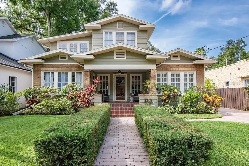 2412 W Morrison Avenue Tampa FL 33629