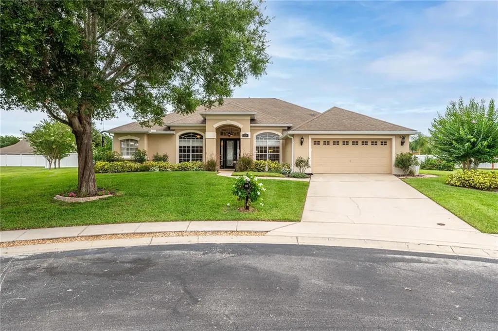 129 Onyx Court Auburndale FL 33823