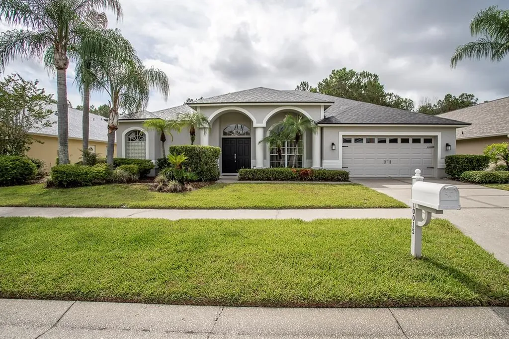 10015 Cypress Shadow Avenue Tampa FL 33647