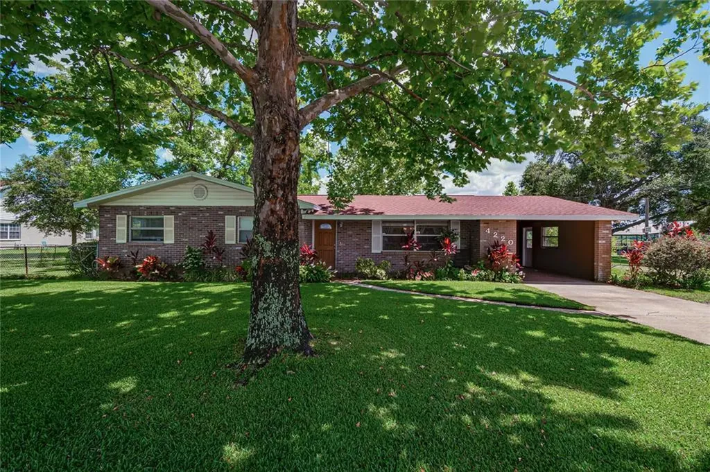 4220 Viola Road Lakeland FL 33810