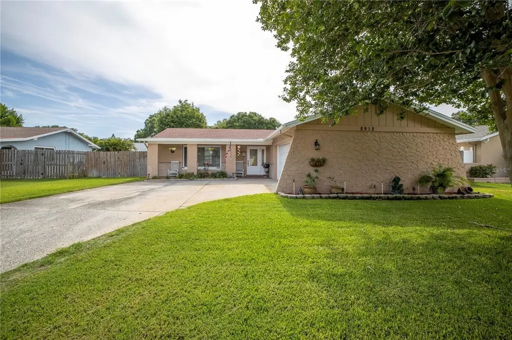 8912 117th Street Seminole FL 33772