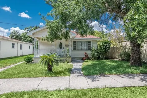 2107 W Carmen Street Tampa FL 33606