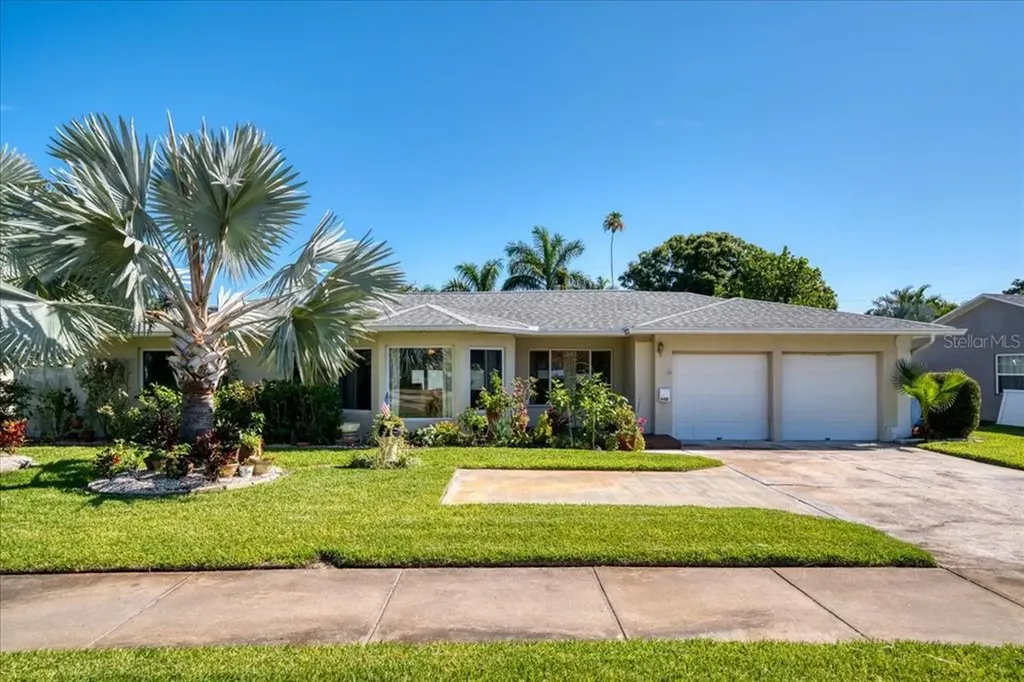 940 Snell Isle Boulevard NE St Petersburg FL 33704