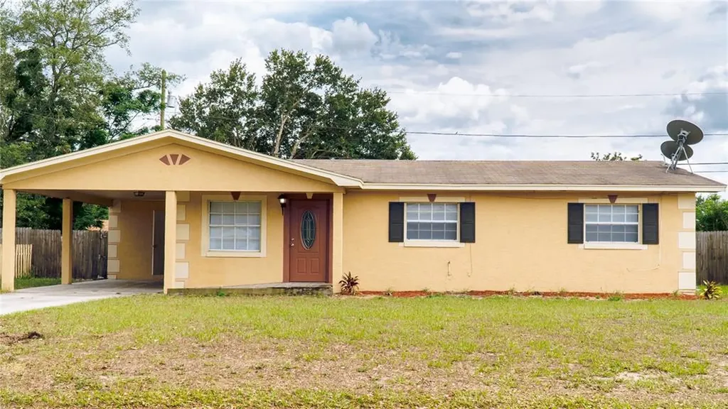 2354 Lilly Street Lake Wales FL 33898
