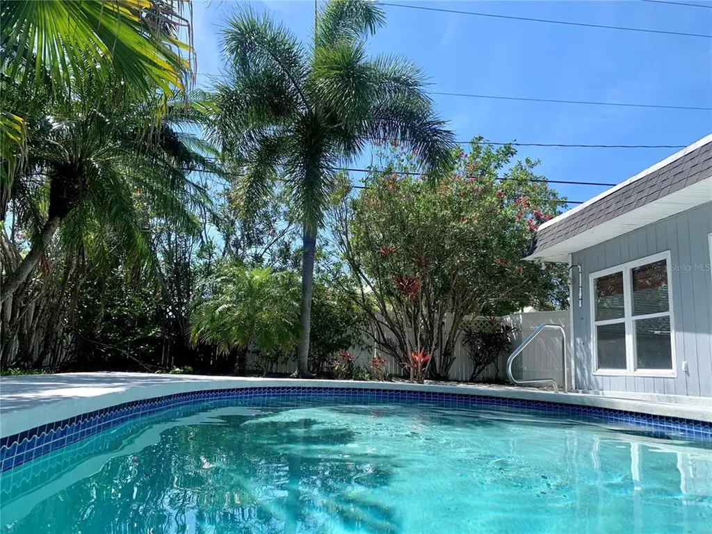 201 Haverkos Court Holmes Beach FL 34217