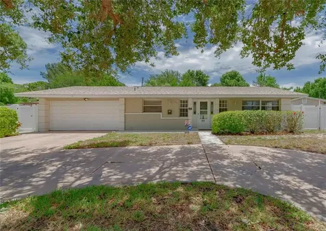 89 89th Avenue NE St Petersburg FL 33702