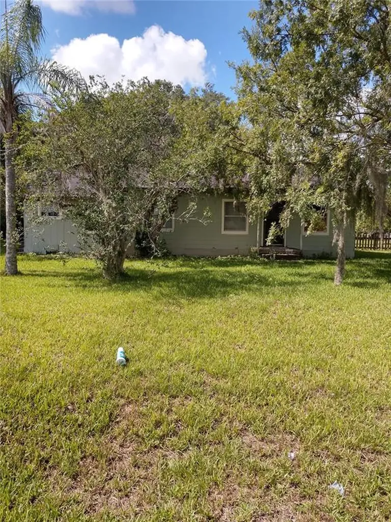 36914 Eiland Boulevard Zephyrhills FL 33542