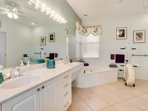 8117 Misty Oaks Boulevard Sarasota FL 34243