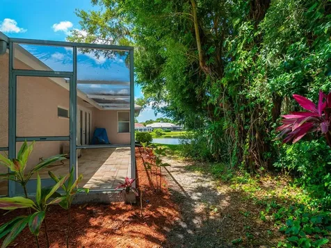 8117 Misty Oaks Boulevard Sarasota FL 34243