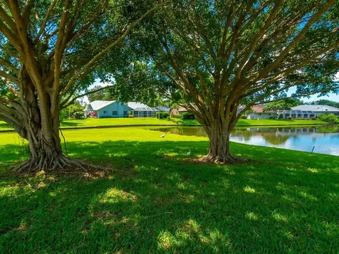 8117 Misty Oaks Boulevard Sarasota FL 34243
