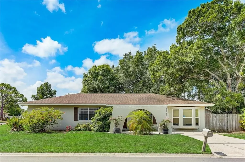 5118 Island Date Street Sarasota FL 34232