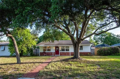 6059 3rd Avenue S St Petersburg FL 33707
