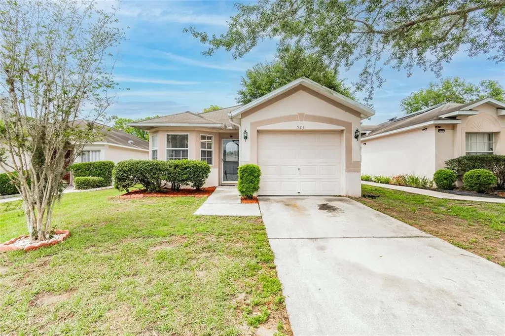 523 Scarlet Maple Court Plant City FL 33563
