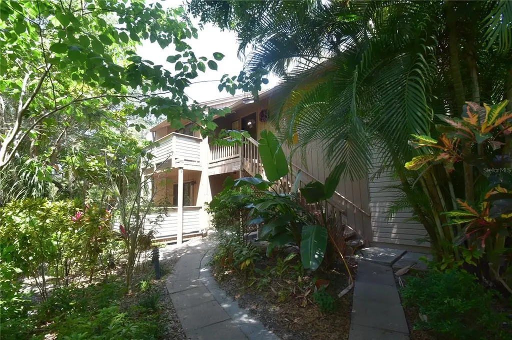 1677 Brookhouse Circle Sarasota FL 34231