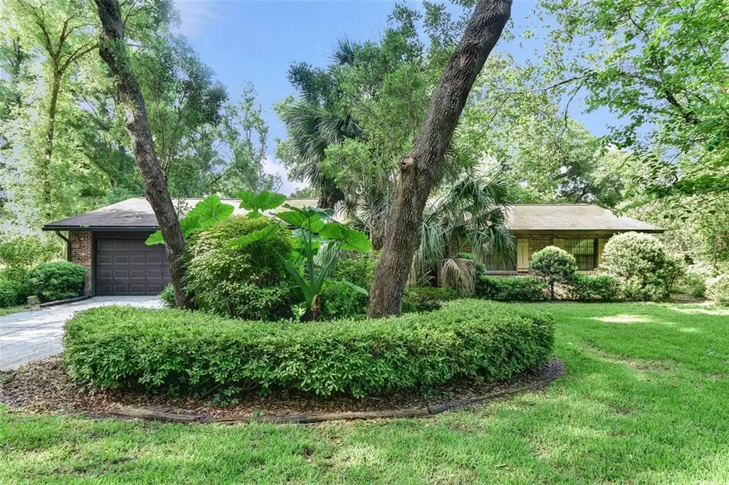 722 Yale Road Deland FL 32724