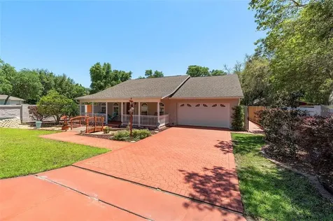 16870 SE 52nd Place Ocklawaha FL 32179