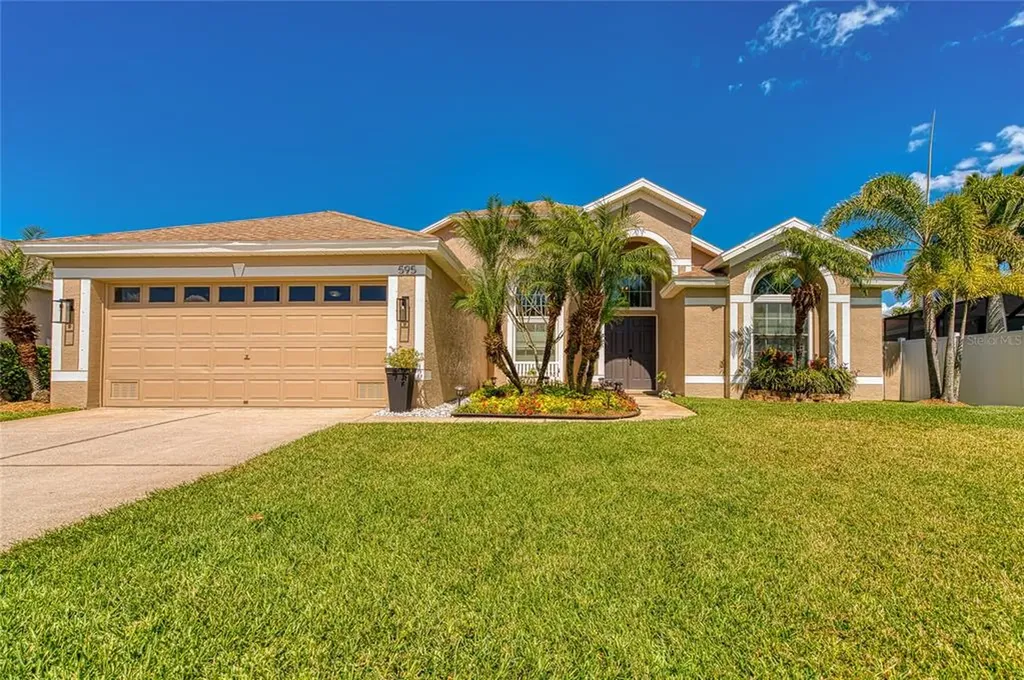 595 Somerhill Drive NE St Petersburg FL 33716