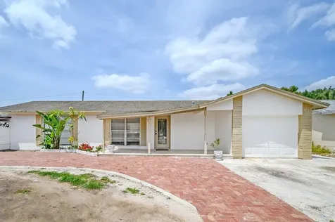 10116 Royal Acres Court Tampa FL 33615