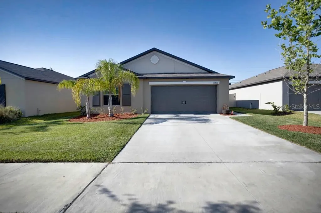 10220 Bright Crystal Avenue Riverview FL 33578
