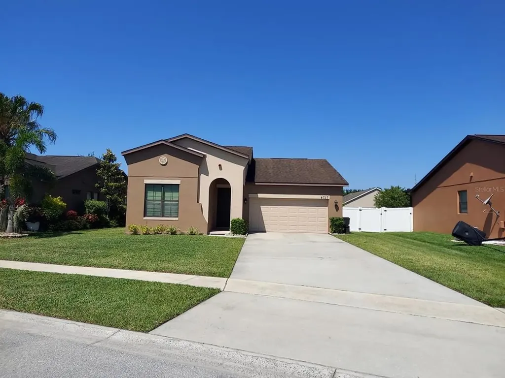 4717 Doral Pointe Drive Kissimmee FL 34758