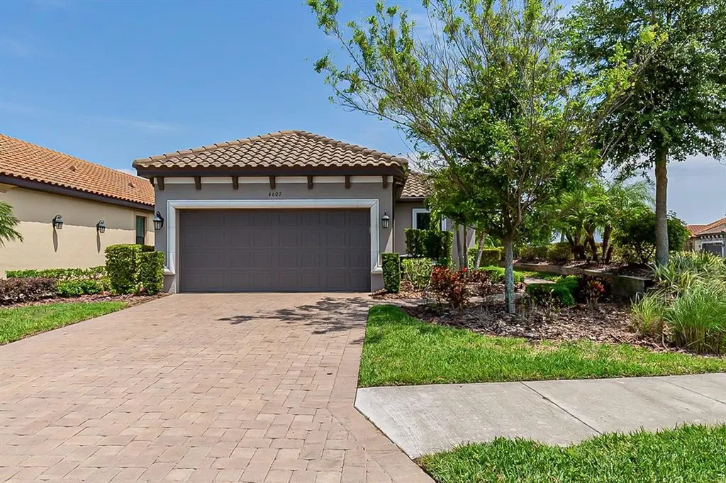 4607 Alexandria Court Palmetto FL 34221