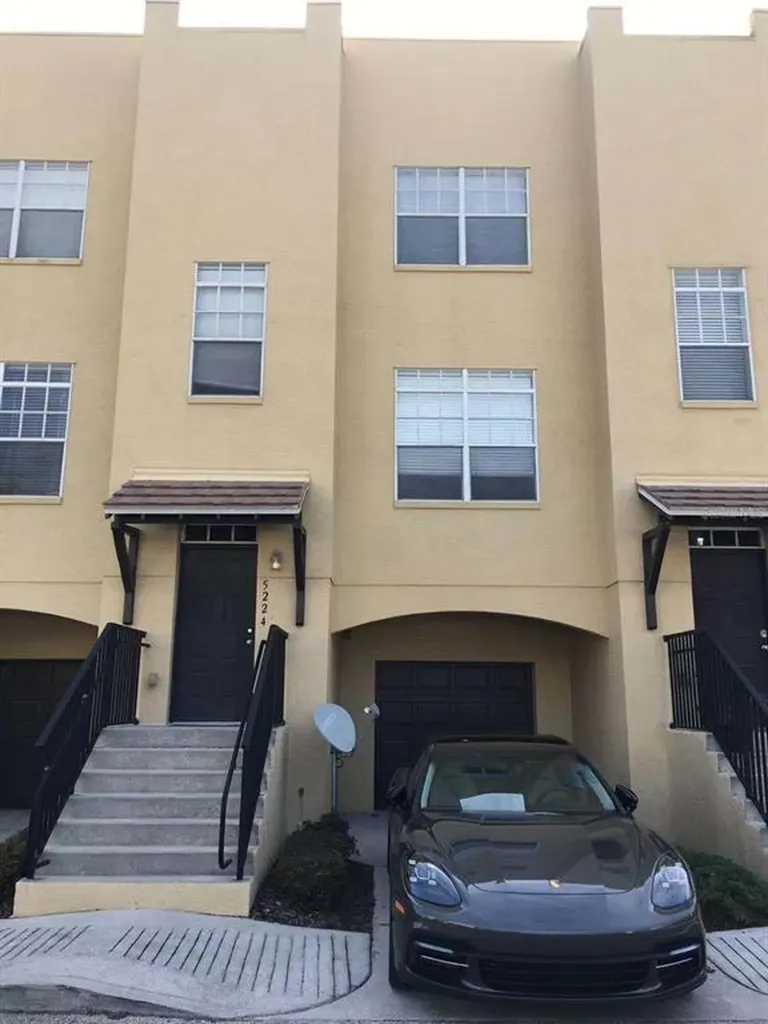 5224 Olmstead Bay Place Tampa FL 33611