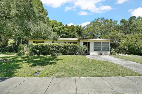 908 Griffin Road Leesburg FL 34748