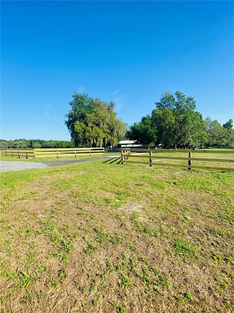 3875 SE 118th Lane Belleview FL 34420