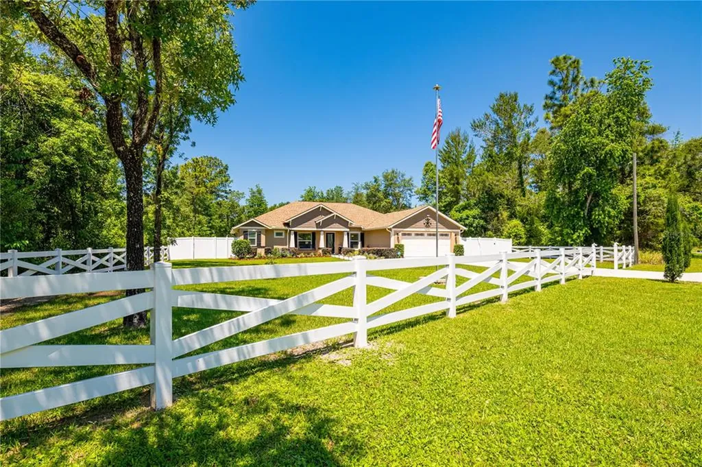 12330 Millington Avenue Weeki Wachee FL 34614