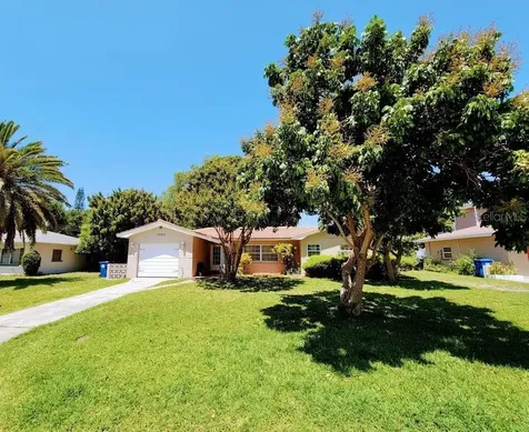 5263 32nd Terrace N St Petersburg FL 33710