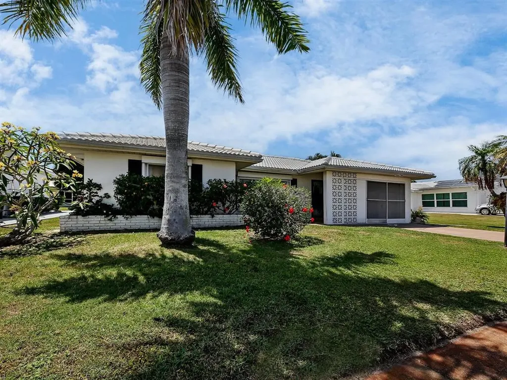 706 Buttonwood Drive Bradenton FL 34208