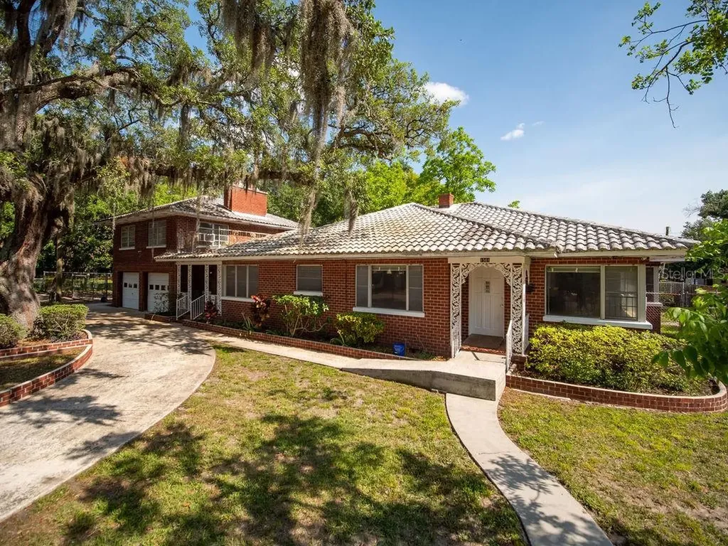 1501 E Comanche Avenue Tampa FL 33610