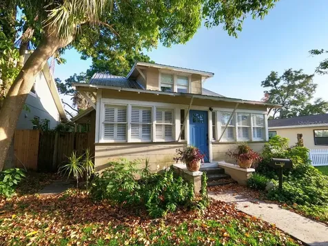 244 35th Avenue N St Petersburg FL 33704