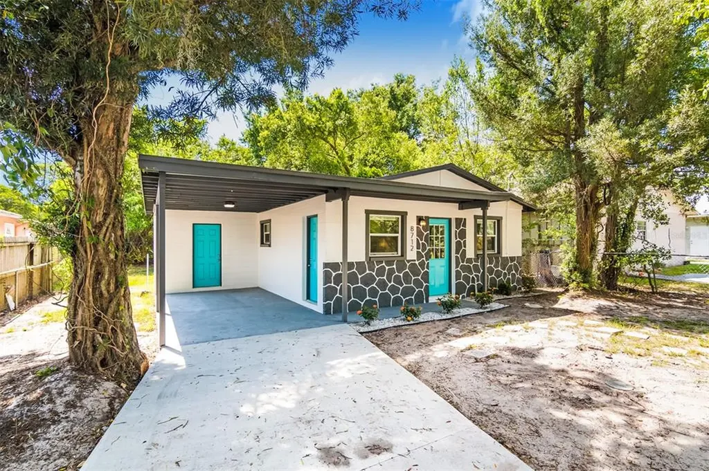 8712 N 15th Street Tampa FL 33604