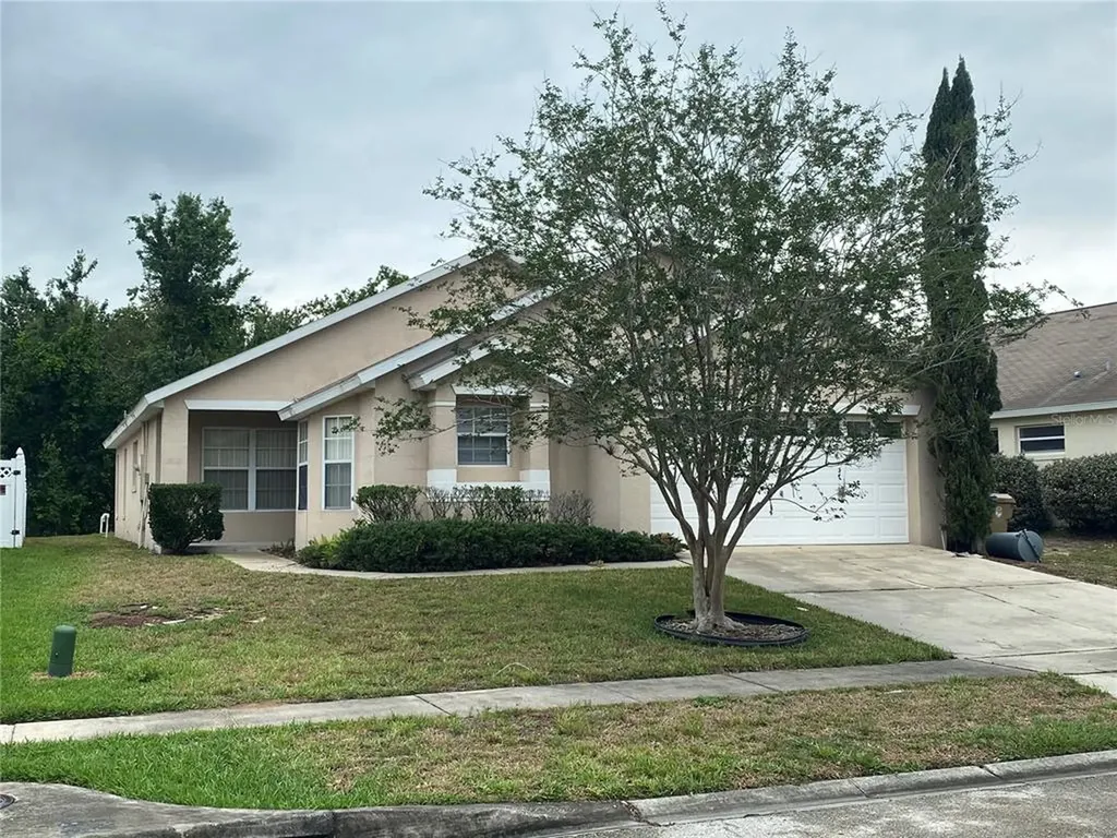 2561 Oneida Loop Kissimmee FL 34747