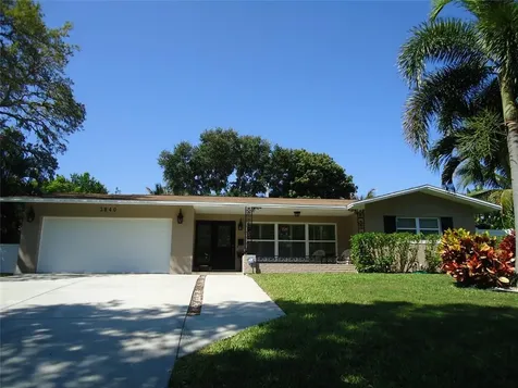 3840 50th Avenue S St Petersburg FL 33711