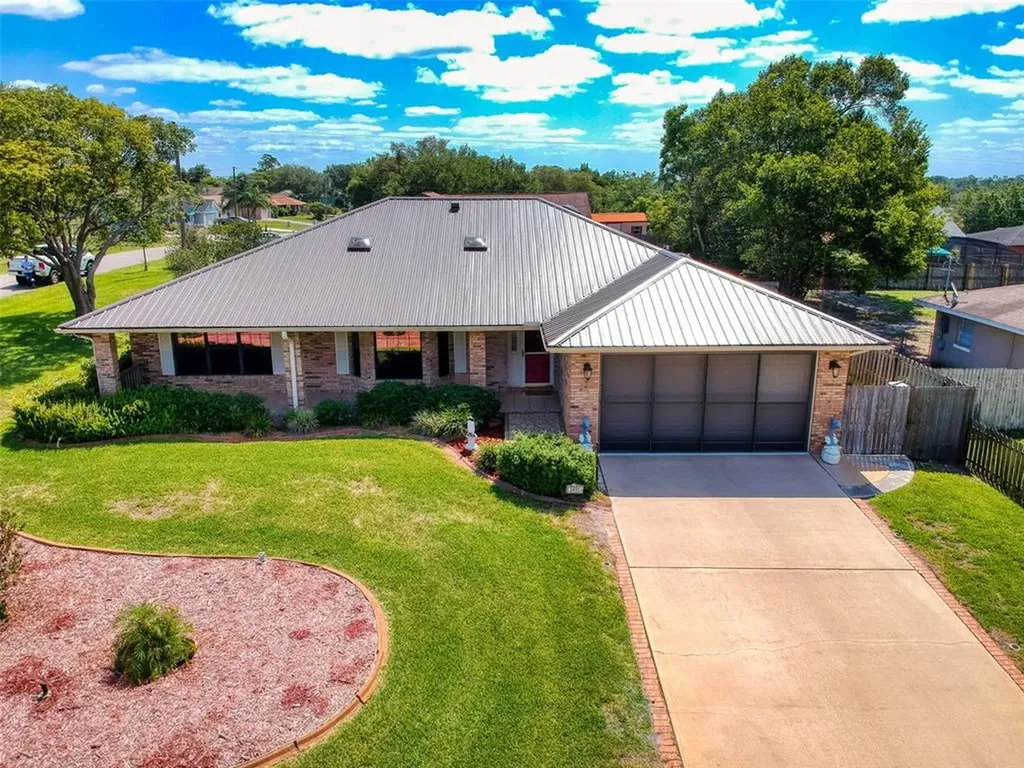 1891 Fayetteville Avenue Deltona FL 32725