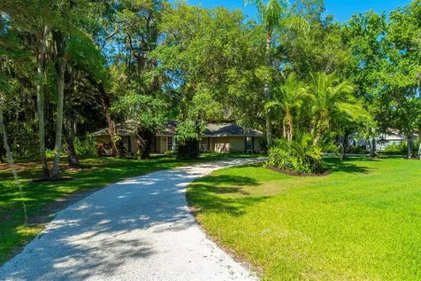 4912 Hidden Oaks Trail Sarasota FL 34232
