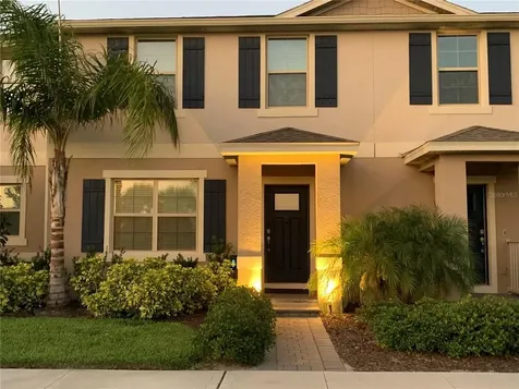 9942 Golden Lagoon Alley Winter Garden FL 34787