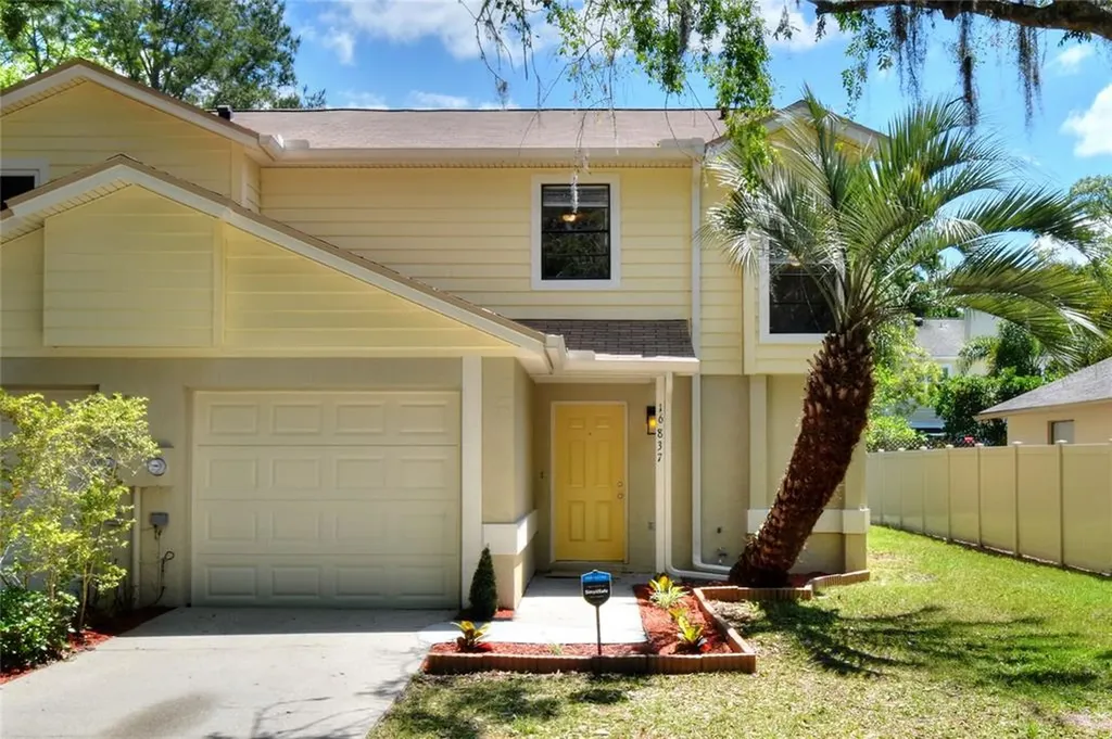 16837 Le Clare Shores Drive Tampa FL 33624
