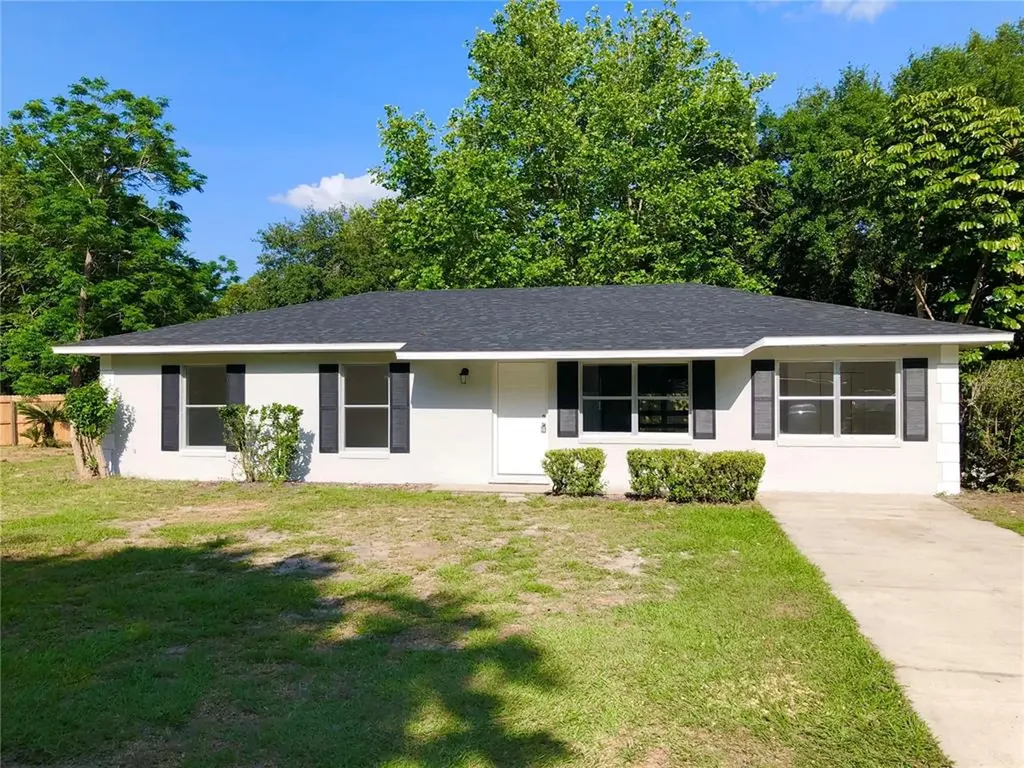 1299 Cedar Avenue Tavares FL 32778