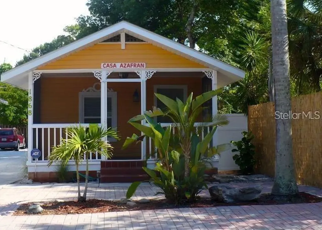 1868 Laurel Street Sarasota FL 34236