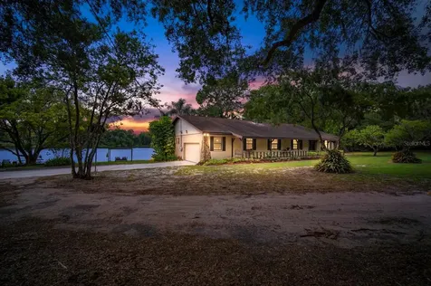 201 Gornto Lake Road Brandon FL 33510